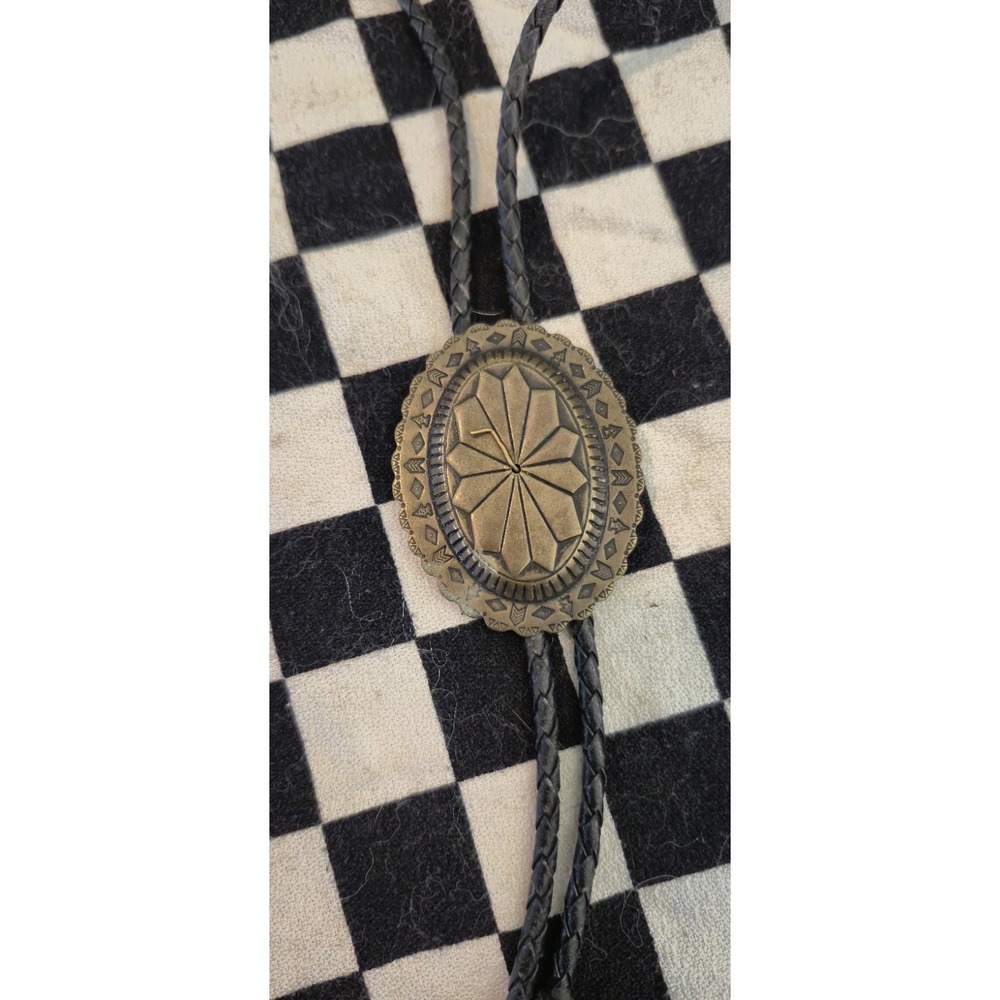 Vintage Western Bolo Tie – Oval Engraved Slide – Black Braided Cord